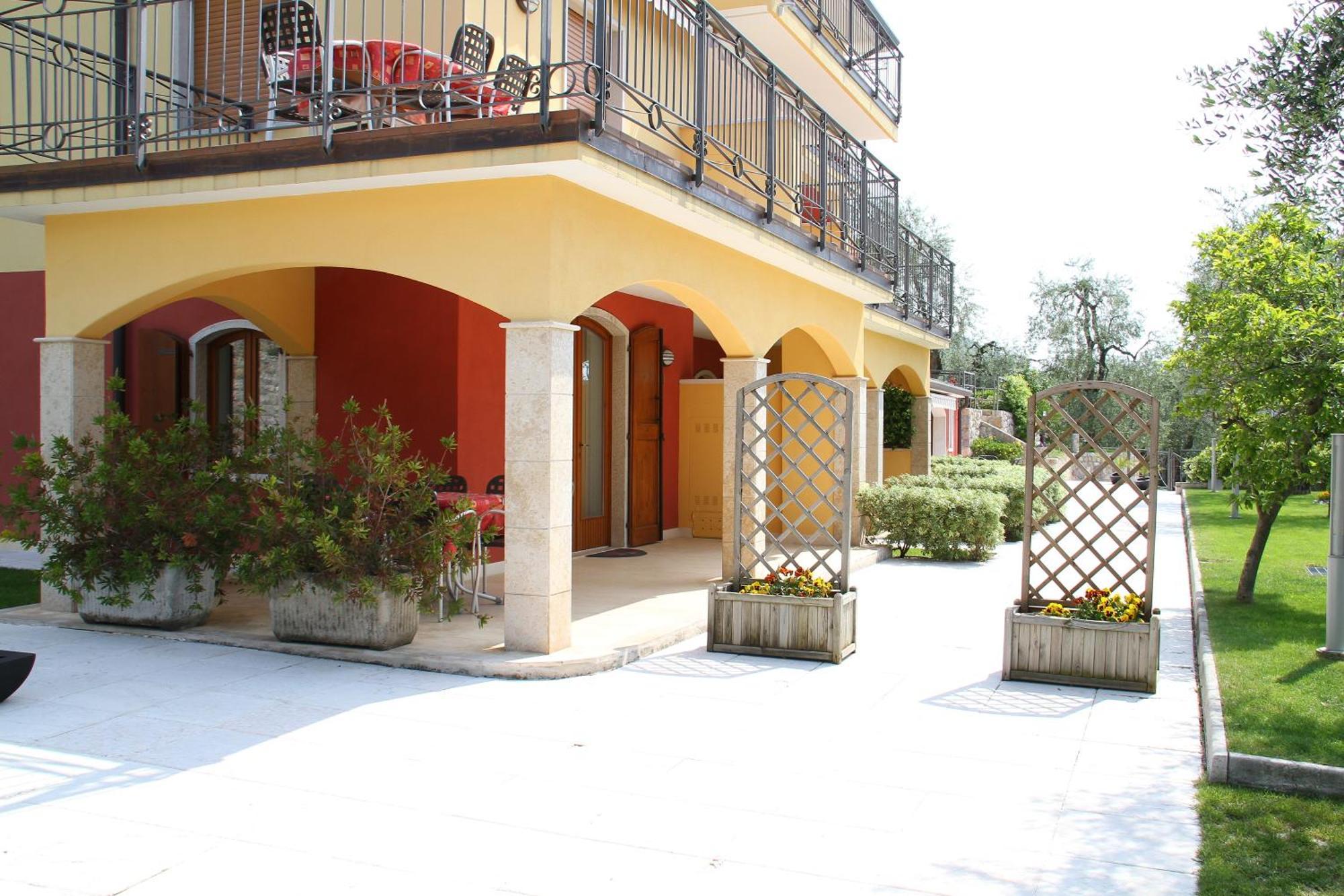 Villa Due Leoni - Residence Brenzone sul Garda Εξωτερικό φωτογραφία